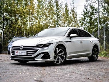 Volkswagen Passat CC 2022 года, 40 325 км - вид 1