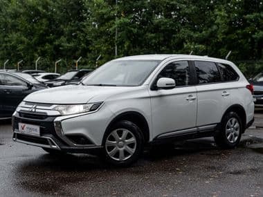Mitsubishi Outlander 2020 года, 230 938 км | VIN 03999 - вид 1