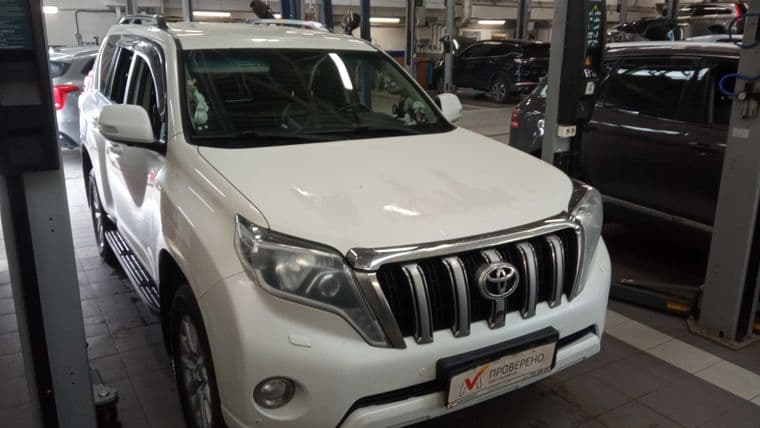Toyota Land Cruiser Prado, 2016 - вид 1