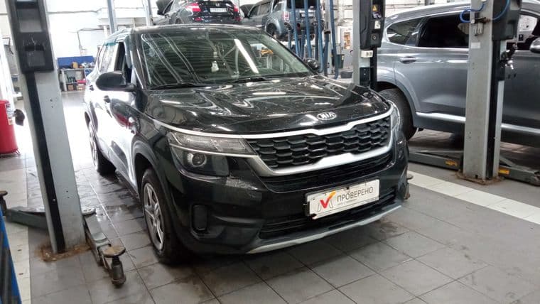 KIA Seltos 2020 года, 92 371 км - вид 2