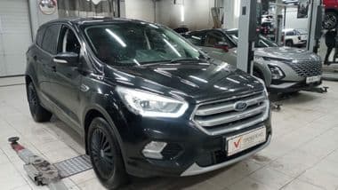 Ford Kuga 2018 года, 178 000 км - вид 2