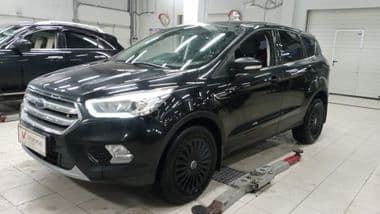 Ford Kuga 2018 года, 178 000 км - вид 1