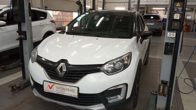 Renault Kaptur 2018 года, 197 613 км - вид 1