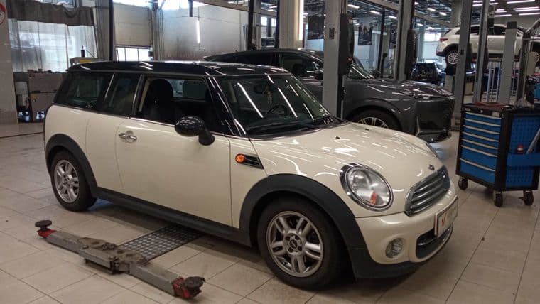 MINI Cooper Clubman, 2013 - вид 1