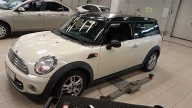 MINI Cooper Clubman 2013 года, 164 000 км - вид 1