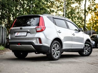 Geely Emgrand X7 2020 года, 74 023 км - вид 2