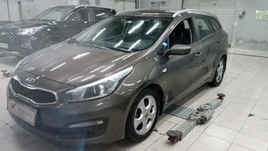 KIA Ceed 2017 года, 199 870 км - вид 1