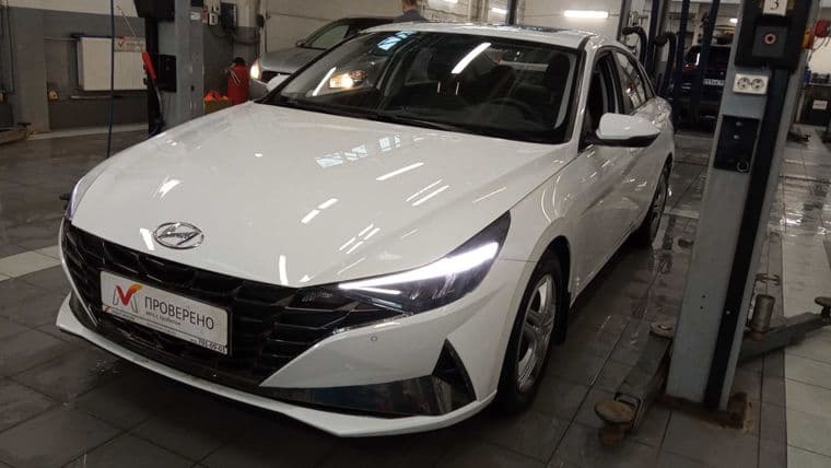 Hyundai Elantra, 2023