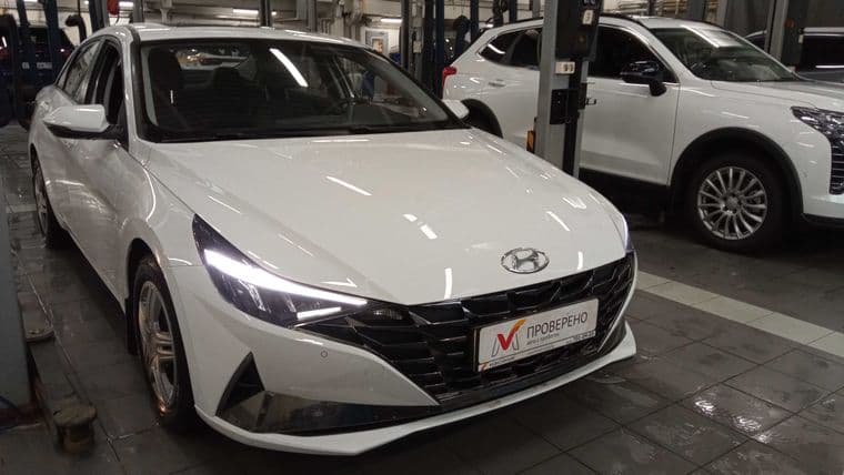 Hyundai Elantra, 2023 - вид 1