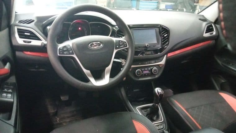 ВАЗ (LADA) Vesta Cross, 2018 - вид 4