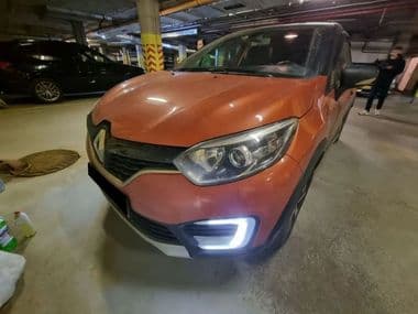 Renault Kaptur 2017 года, 82 000 км - вид 1