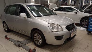 KIA Carens 2011 года, 269 398 км - вид 2