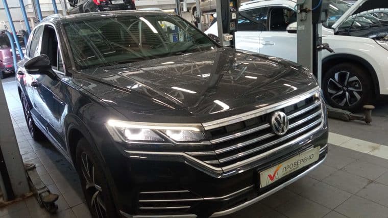 Volkswagen Touareg, 2019 - вид 1