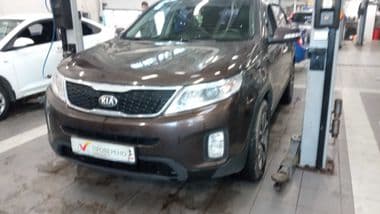 KIA Sorento 2014 года, 171 602 км - вид 1