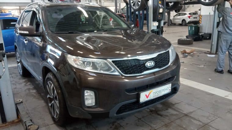 KIA Sorento 2014 года, 171 602 км - вид 2