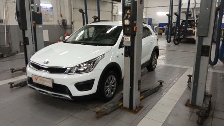 KIA Rio X-Line, 2019