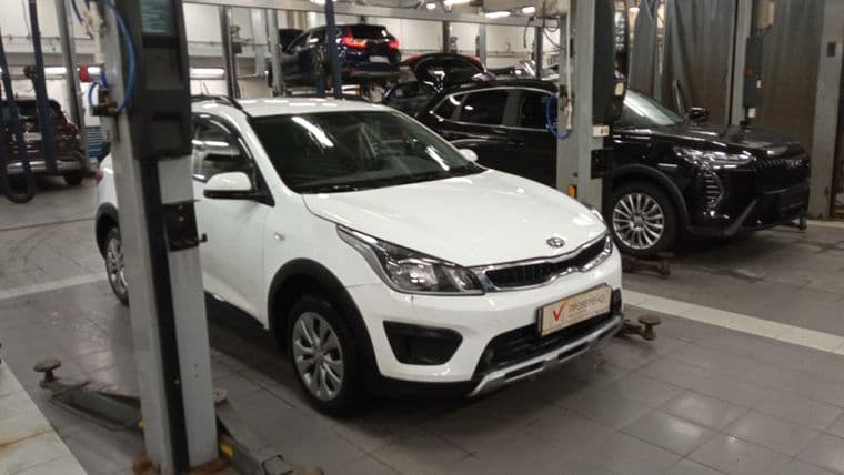 KIA Rio X-Line, 2019 - вид 1