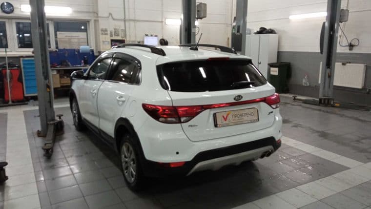KIA Rio X-Line, 2019 - вид 3