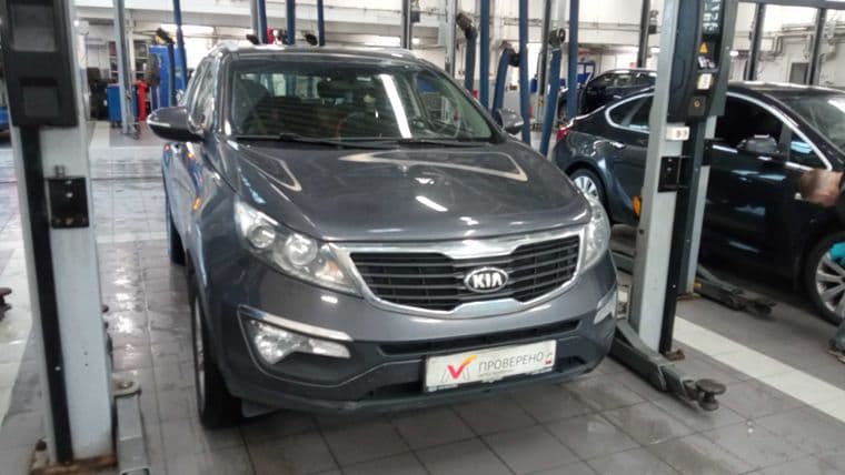 KIA Sportage 2013 года, 155 969 км - вид 2