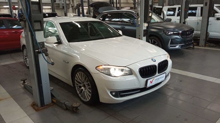 BMW 5 серия, 2013 - вид 1