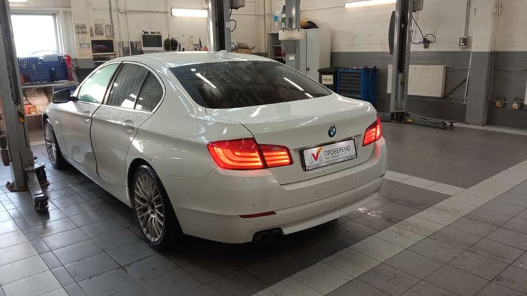 BMW 5 серия, 2013 - вид 3