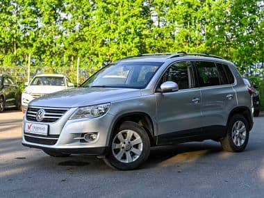 Volkswagen Tiguan 2011 года, 200 558 км - вид 1