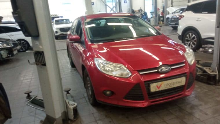 Ford Focus 2015 года, 188 037 км - вид 2