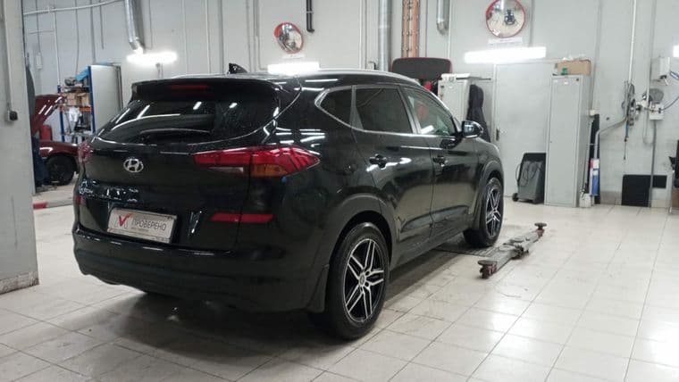 Hyundai Tucson, 2018 - вид 2