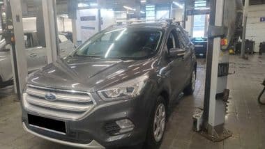 Ford Kuga 2017 года, 68 887 км - вид 1