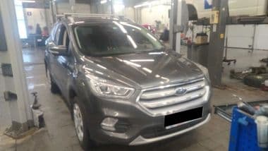 Ford Kuga 2017 года, 68 887 км - вид 2