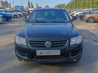 Volkswagen Touareg 2008 года, 323 408 км - вид 2