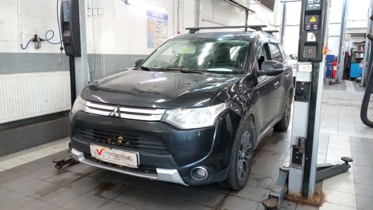 Mitsubishi Outlander 2014 года, 196 848 км | VIN 07310 - вид 1