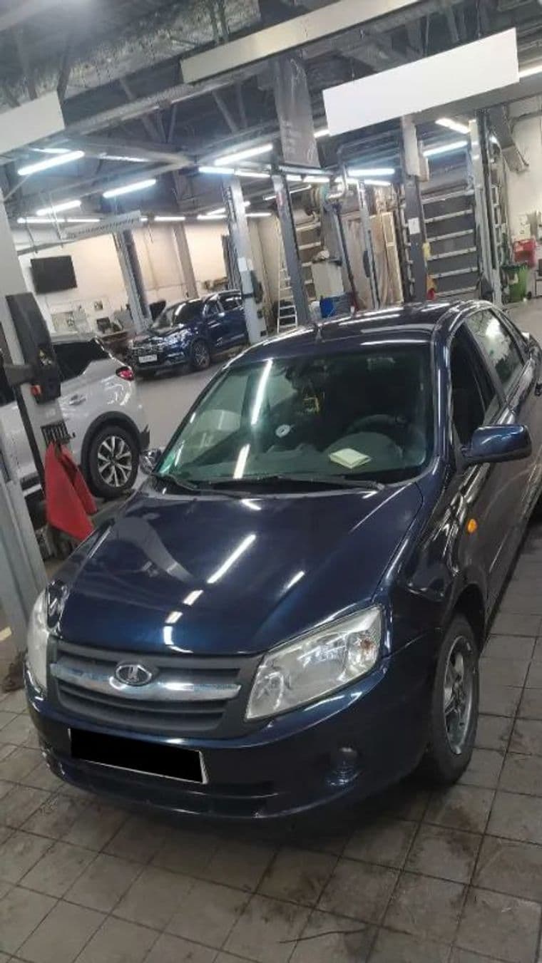 ВАЗ (LADA) Granta 2013 года, 126 704 км - вид 1