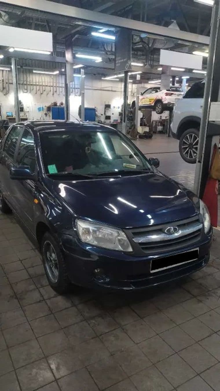 ВАЗ (LADA) Granta, 2013 - вид 1