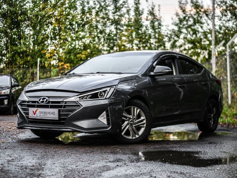 Hyundai Elantra, 2019