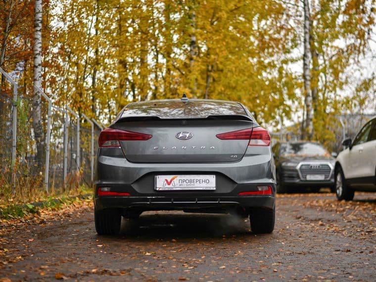 Hyundai Elantra, 2019 - вид 3