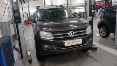 Volkswagen Amarok 2013 года, 319 803 км - вид 2