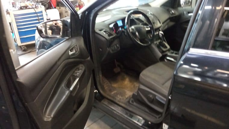 Ford Kuga, 2013 - вид 4