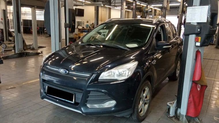 Ford Kuga, 2013