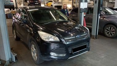 Ford Kuga 2013 года, 163 530 км - вид 2