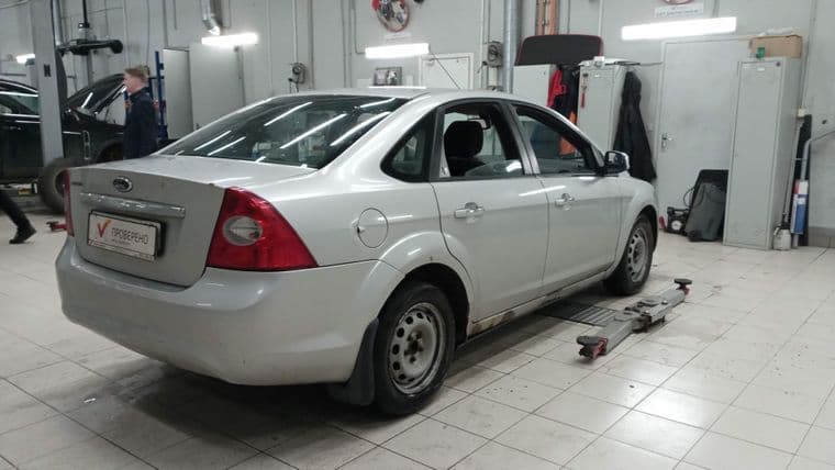 Ford Focus, 2009 - вид 2