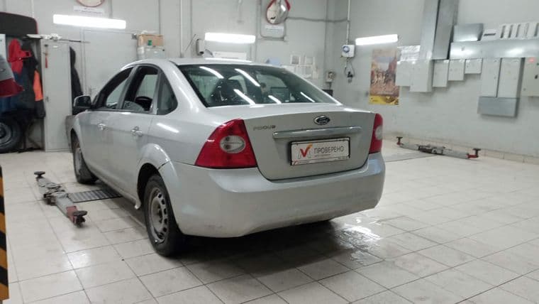 Ford Focus, 2009 - вид 3