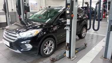 Ford Kuga 2017 года, 113 637 км - вид 1