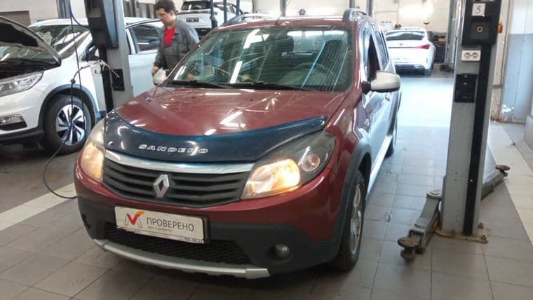 Renault Sandero Stepway, 2012