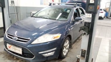 Ford Mondeo 2013 года, 337 745 км - вид 1