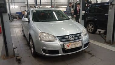 Volkswagen Jetta 2009 года, 192 301 км - вид 2