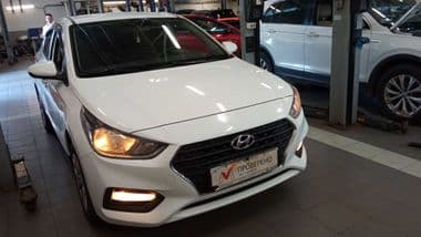 Hyundai Solaris 2018 года, 149 627 км - вид 2