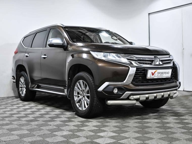 Mitsubishi Pajero Sport, 2019 - вид 3