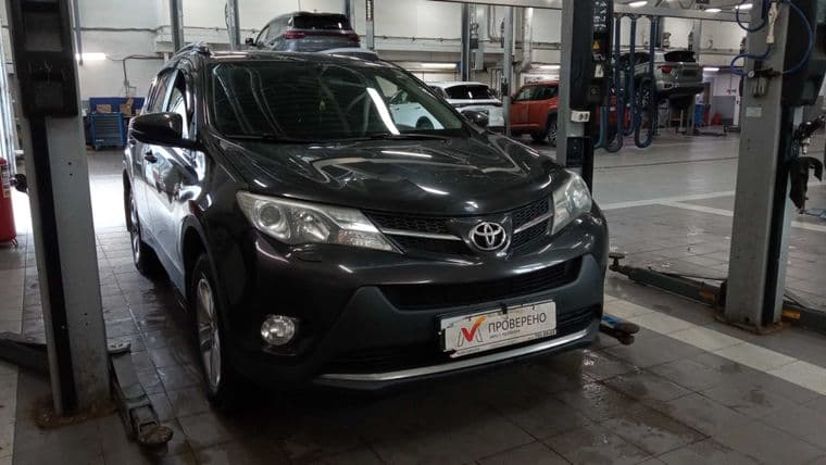 Toyota RAV4 2014 года, 278 009 км - вид 2
