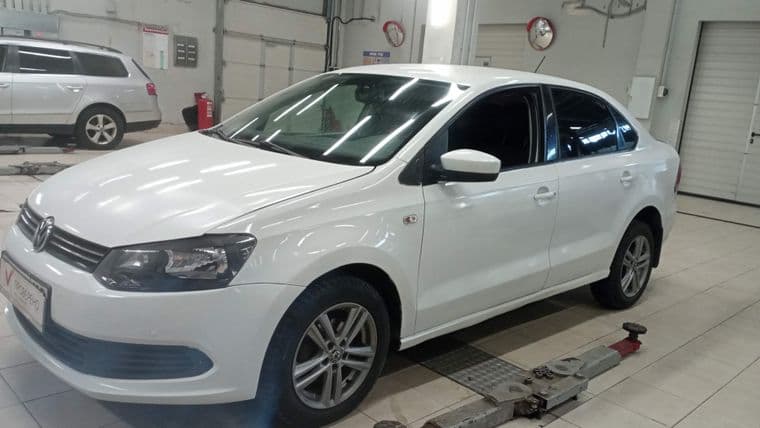 Volkswagen Polo 2014 года, 239 314 км - вид 1